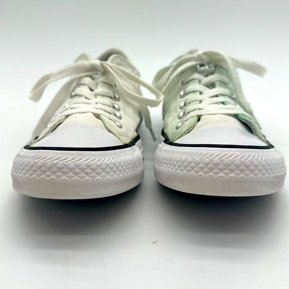 Converse Low Top Madison Women's Size 7 Elastic Tongue Band Black Piping